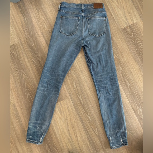Sz 26 Madewell 9” High-Rise Skinny Jean Destructed Hem Edition - Picture 2 of 10
